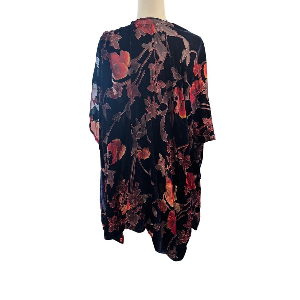 WOVEN HEART Burnout Velvet Floral Kimono/Duster in Size M/L - Picture 3 of 7